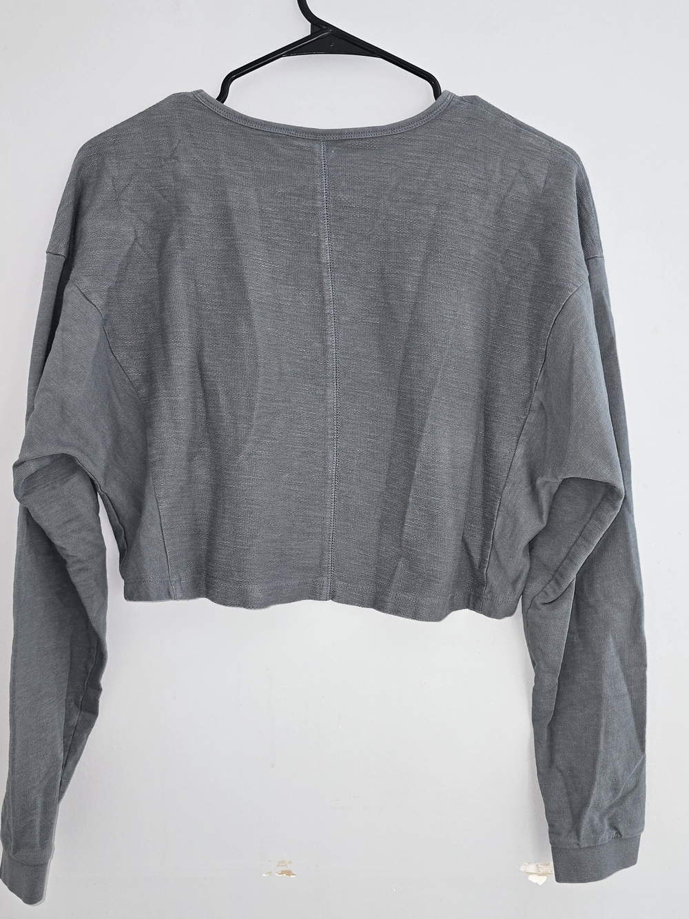 Gymshark Gray Cropped Long-Sleeve Crew Top - Picture 5 of 5